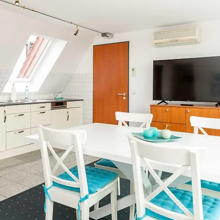 Haus Koebesine 31 아파트 *